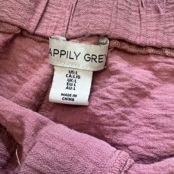 Pink Wide-Leg Textured Pants - Picture 2 of 3